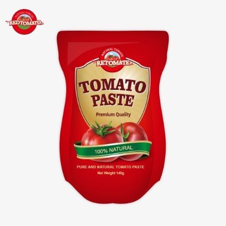 140g Stand-up sachet của paste cà chua chua ngọt, với độ tinh khiết dao động từ 22% đến 30%