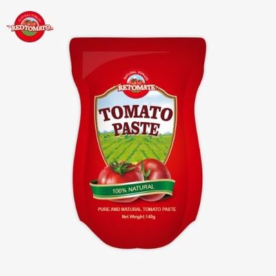 140g Stand-up sachet của paste cà chua chua ngọt, với độ tinh khiết dao động từ 22% đến 30%